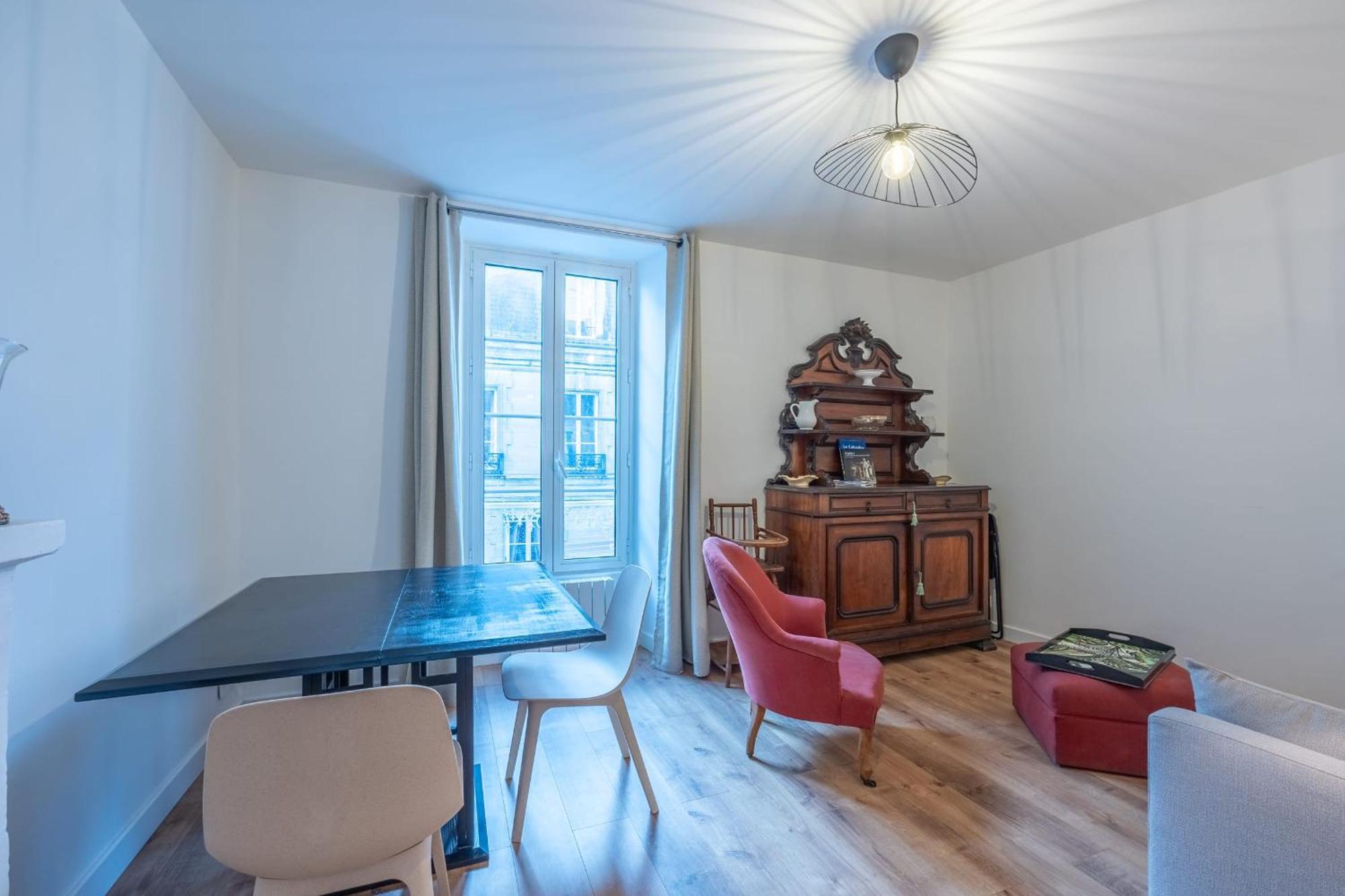 Apartamento Le Petit Clos Bayeux Exterior foto
